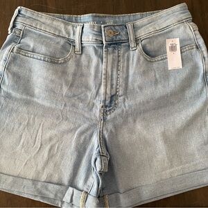 Old Navy Women's Light Wash High Waisted Jean Shorts